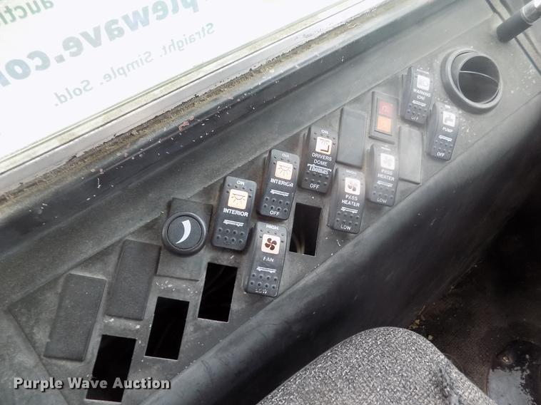 image for item DB9070 1995 Thomas Built Saf-T-Liner MVP EF school bus