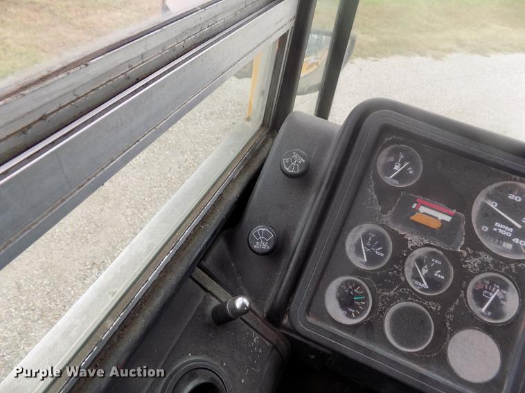 image for item DB9070 1995 Thomas Built Saf-T-Liner MVP EF school bus