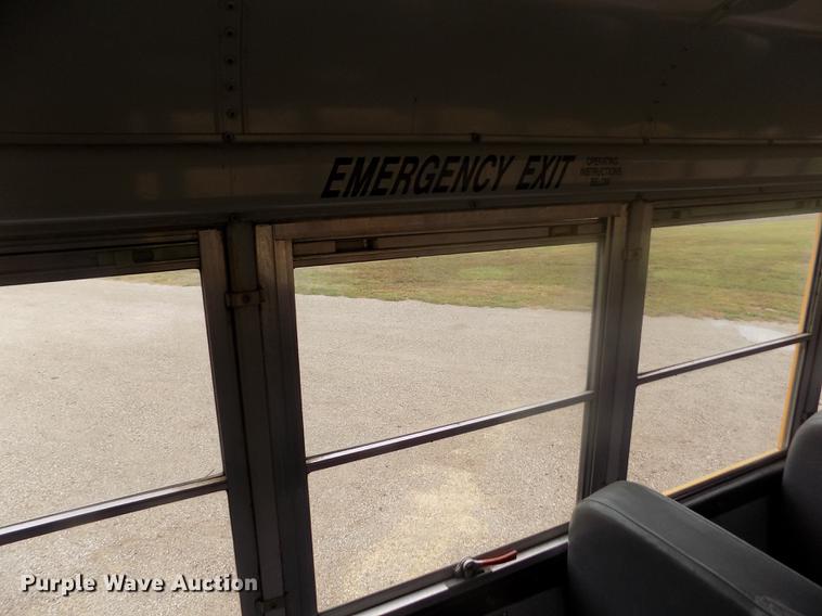 image for item DB9070 1995 Thomas Built Saf-T-Liner MVP EF school bus