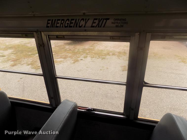 image for item DB9070 1995 Thomas Built Saf-T-Liner MVP EF school bus