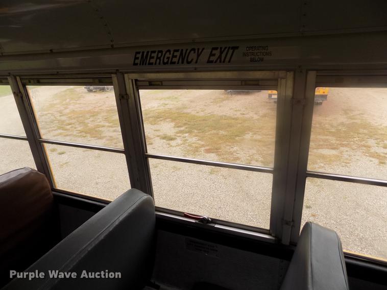 image for item DB9070 1995 Thomas Built Saf-T-Liner MVP EF school bus