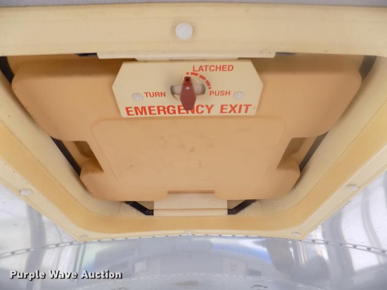 image for item DB9070 1995 Thomas Built Saf-T-Liner MVP EF school bus