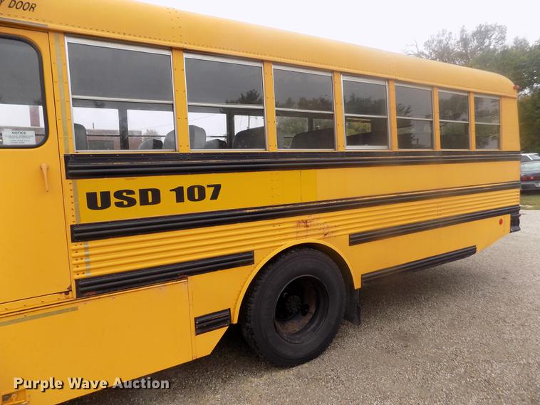 image for item DB9070 1995 Thomas Built Saf-T-Liner MVP EF school bus