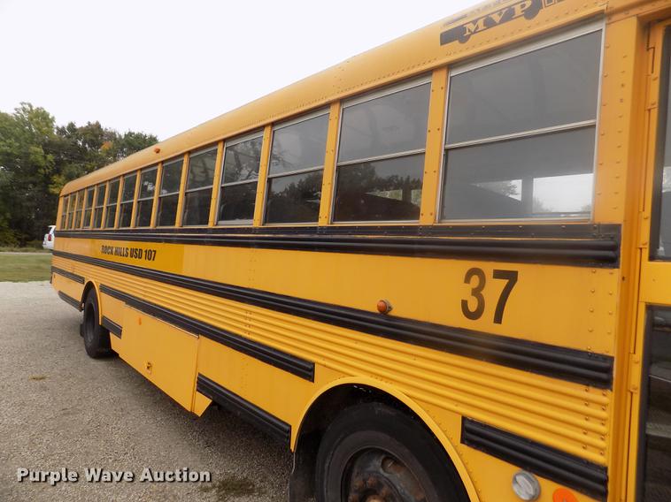 image for item DB9070 1995 Thomas Built Saf-T-Liner MVP EF school bus