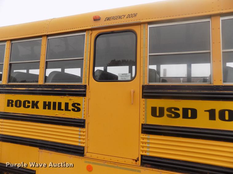 image for item DB9070 1995 Thomas Built Saf-T-Liner MVP EF school bus