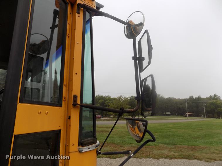 image for item DB9070 1995 Thomas Built Saf-T-Liner MVP EF school bus