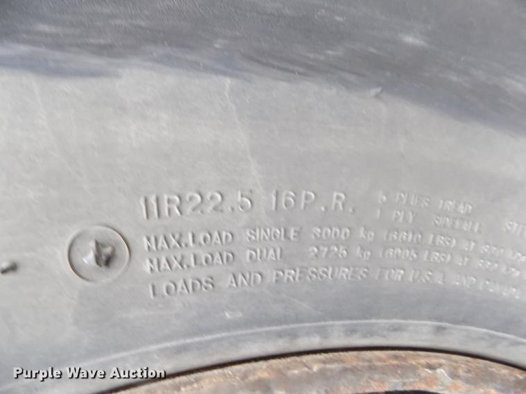 image for item DB9070 1995 Thomas Built Saf-T-Liner MVP EF school bus