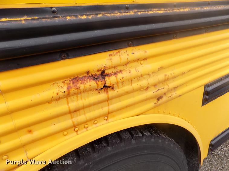 image for item DB9070 1995 Thomas Built Saf-T-Liner MVP EF school bus