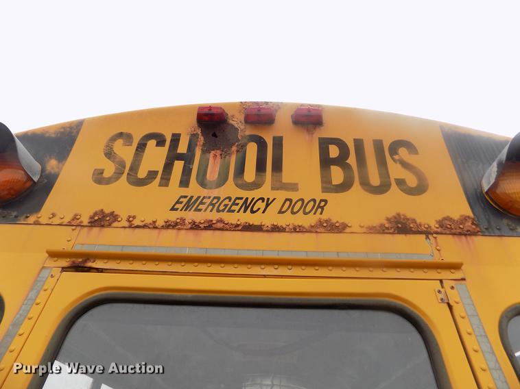 image for item DB9070 1995 Thomas Built Saf-T-Liner MVP EF school bus