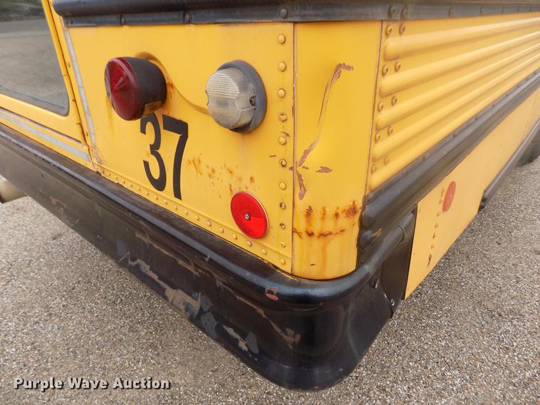 image for item DB9070 1995 Thomas Built Saf-T-Liner MVP EF school bus