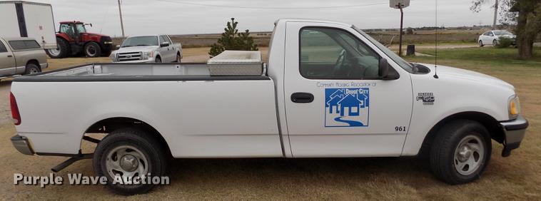 image for item DB9075 1998 Ford F150 XL pickup truck