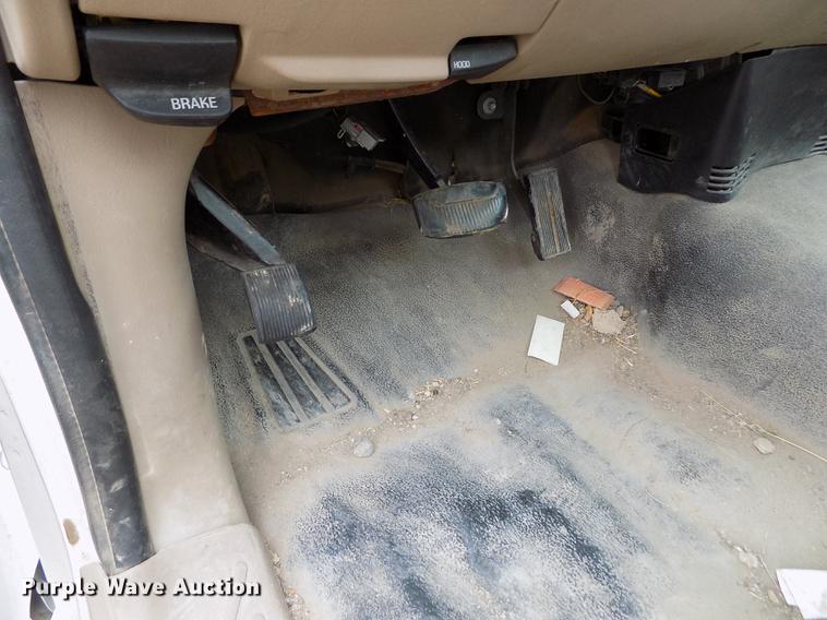 image for item DB9075 1998 Ford F150 XL pickup truck