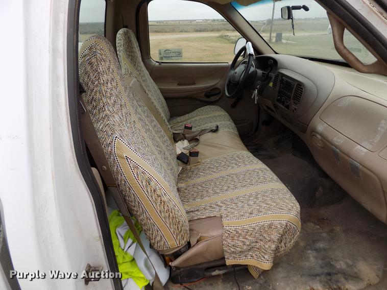 image for item DB9075 1998 Ford F150 XL pickup truck