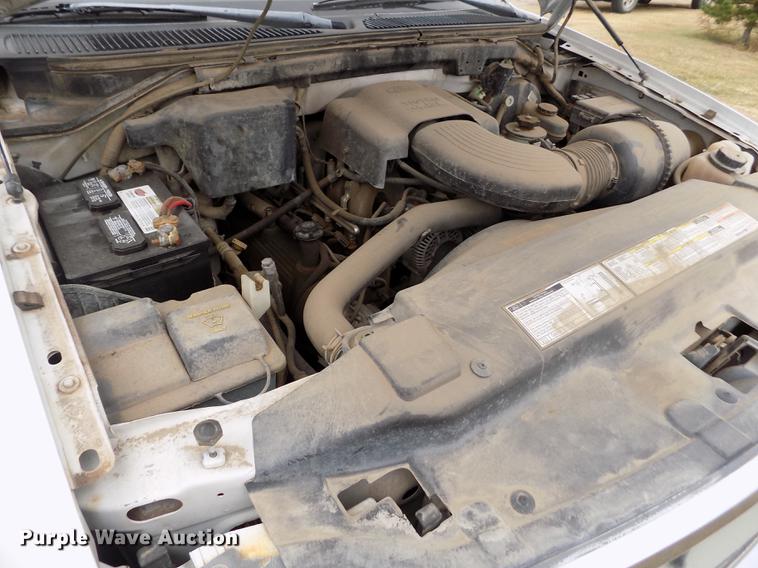 image for item DB9075 1998 Ford F150 XL pickup truck