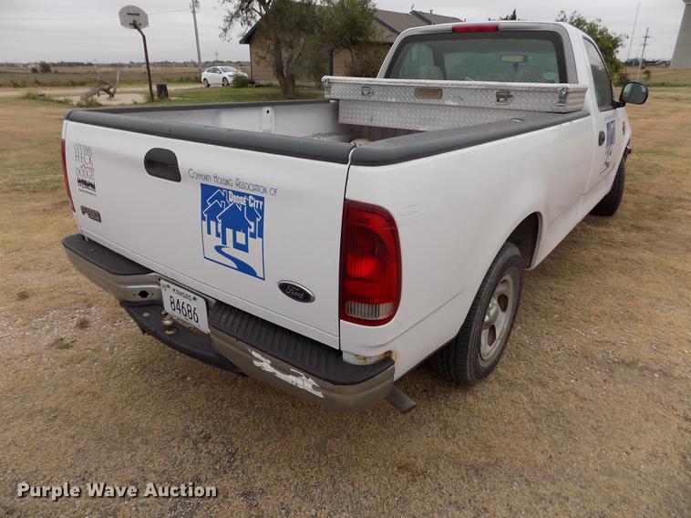 image for item DB9075 1998 Ford F150 XL pickup truck
