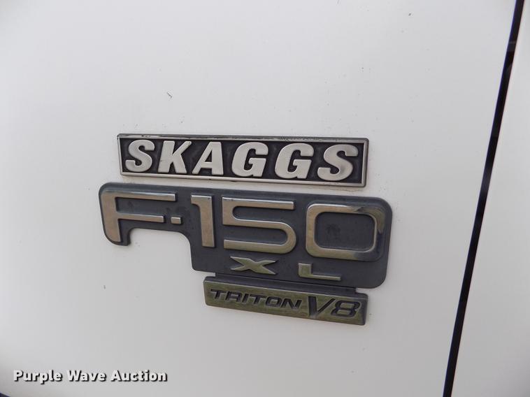 image for item DB9075 1998 Ford F150 XL pickup truck