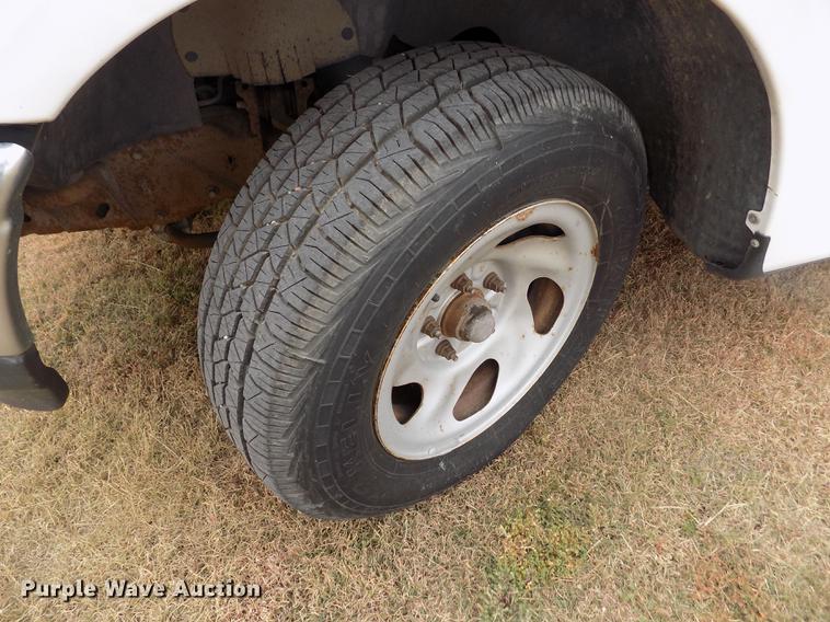 image for item DB9075 1998 Ford F150 XL pickup truck