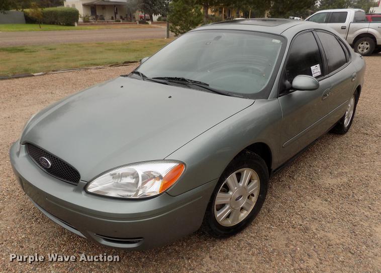 image for item DB9098 2005 Ford Taurus SEL