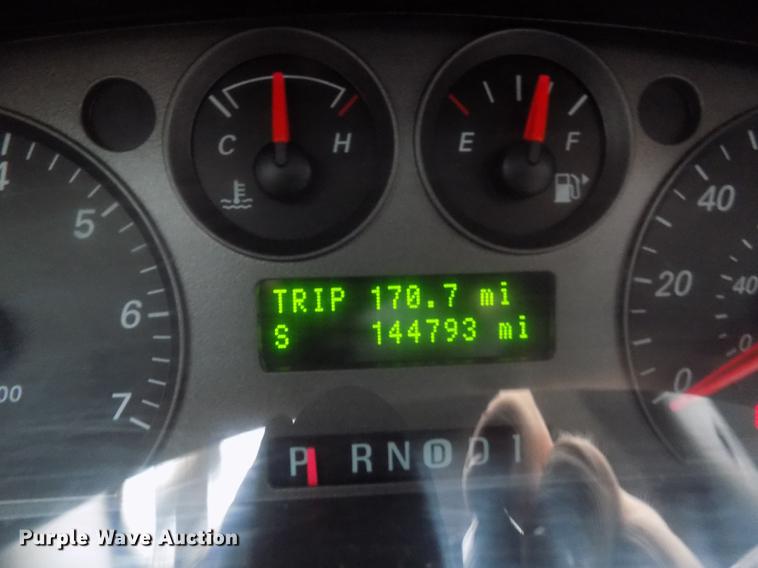 image for item DB9098 2005 Ford Taurus SEL