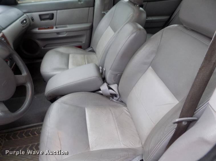 image for item DB9098 2005 Ford Taurus SEL