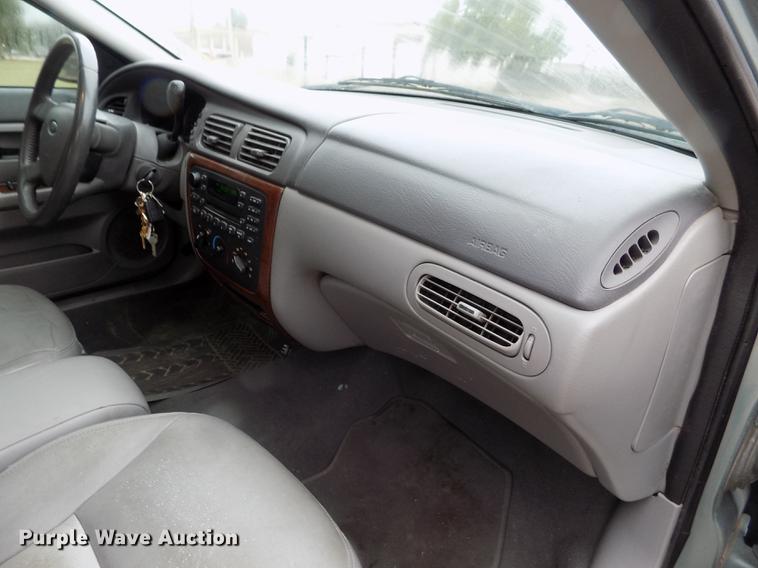 image for item DB9098 2005 Ford Taurus SEL