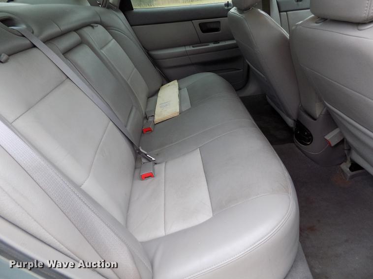 image for item DB9098 2005 Ford Taurus SEL