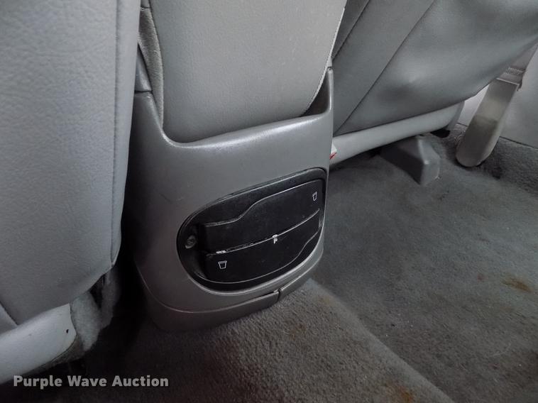 image for item DB9098 2005 Ford Taurus SEL