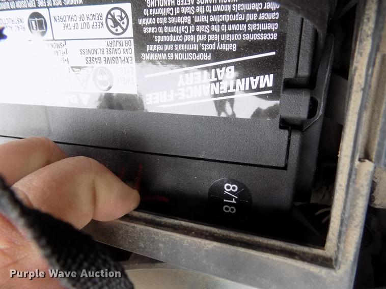 image for item DB9098 2005 Ford Taurus SEL