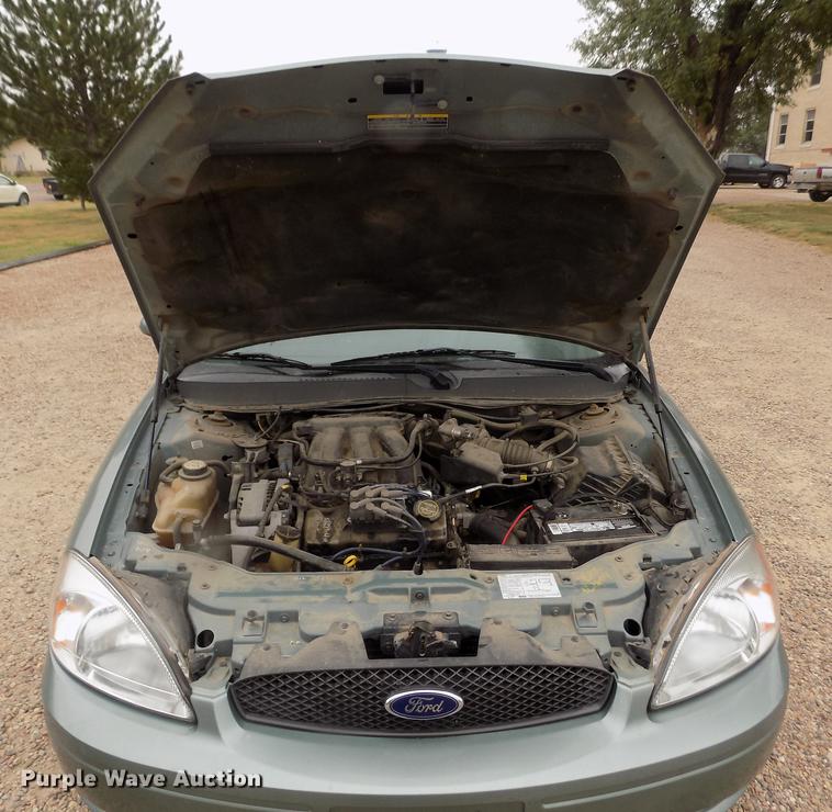 image for item DB9098 2005 Ford Taurus SEL