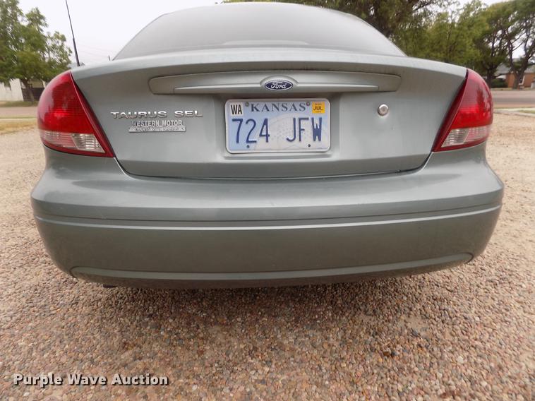 image for item DB9098 2005 Ford Taurus SEL