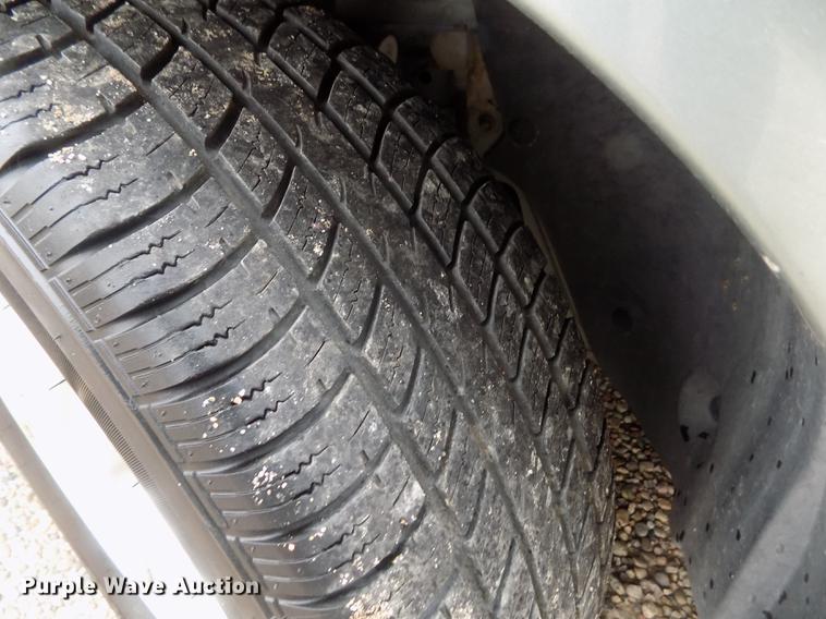 image for item DB9098 2005 Ford Taurus SEL