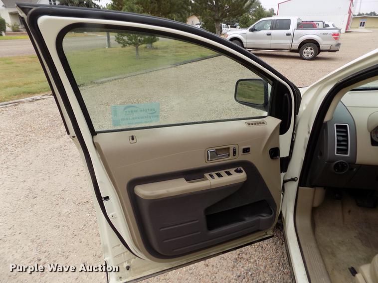 image for item DB9101 2007 Ford Edge SEL SUV