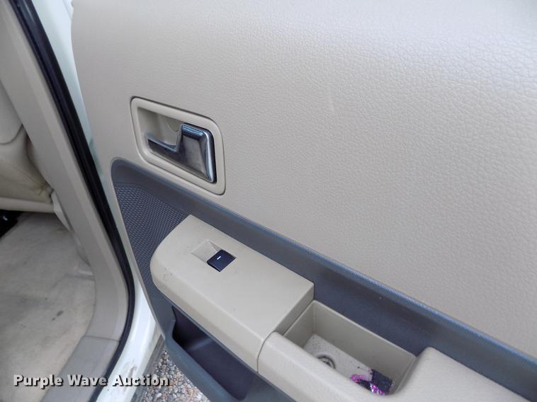 image for item DB9101 2007 Ford Edge SEL SUV