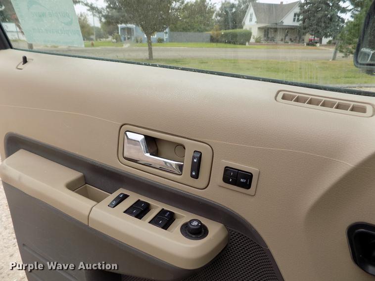 image for item DB9101 2007 Ford Edge SEL SUV