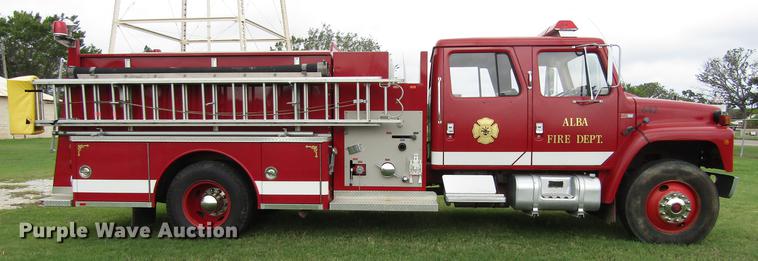 image for item DC0073 1984 International S1900 fire truck