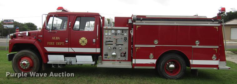 image for item DC0073 1984 International S1900 fire truck
