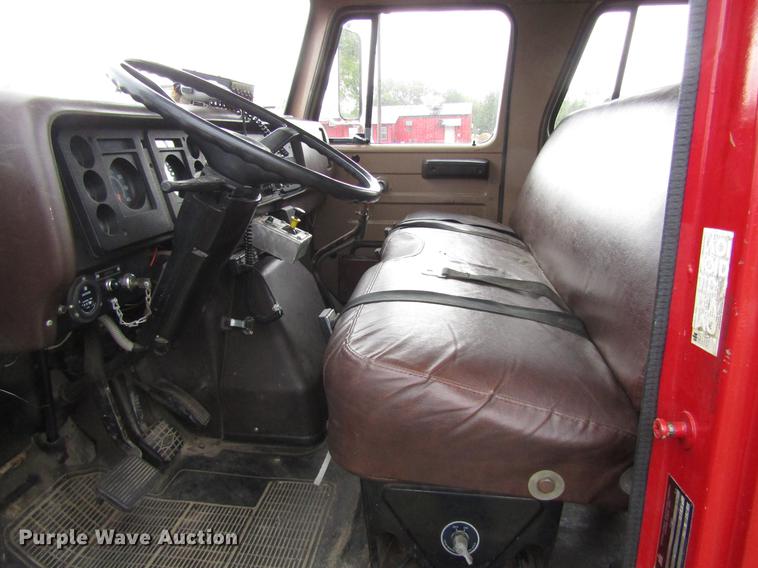 image for item DC0073 1984 International S1900 fire truck