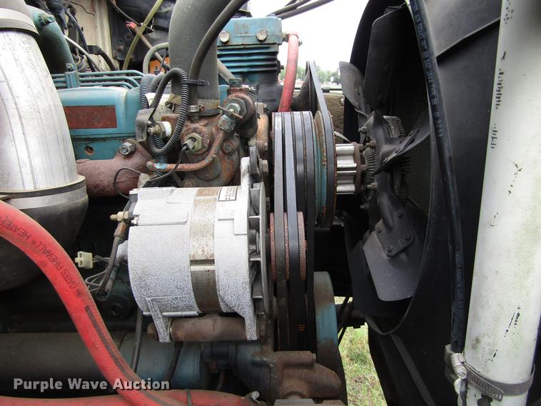 image for item DC0073 1984 International S1900 fire truck