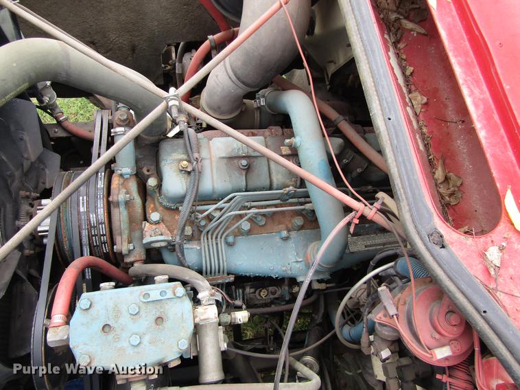 image for item DC0073 1984 International S1900 fire truck