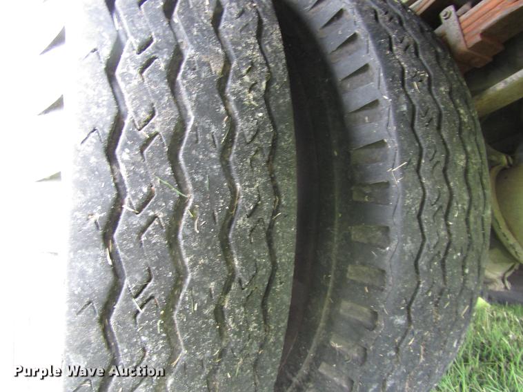 image for item DC0073 1984 International S1900 fire truck