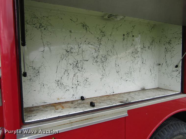 image for item DC0073 1984 International S1900 fire truck