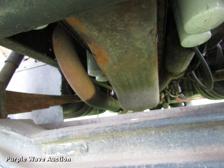 image for item DC0073 1984 International S1900 fire truck