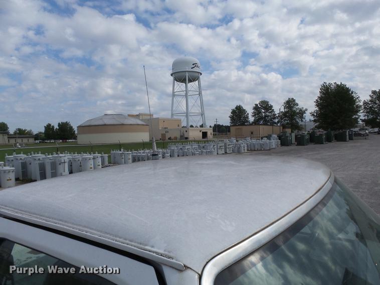 image for item DD2489 1995 Ford F150 pickup truck