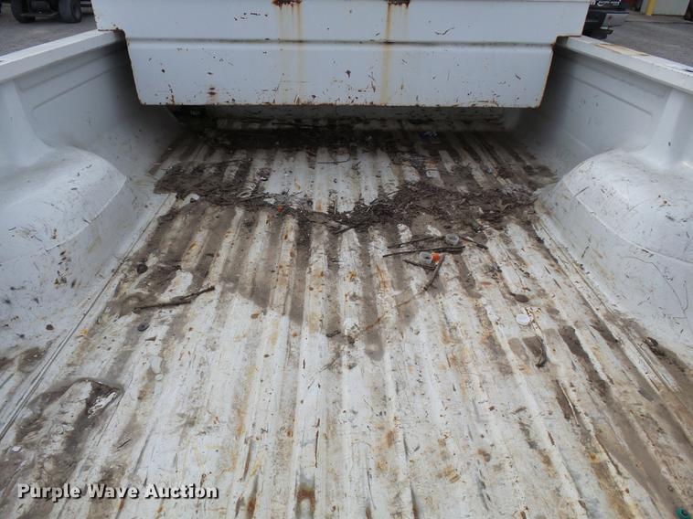 image for item DD2489 1995 Ford F150 pickup truck