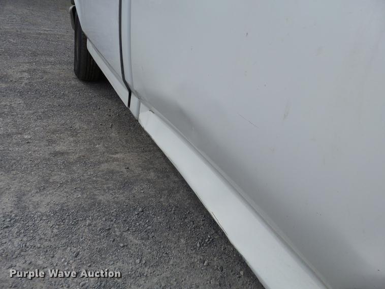 image for item DD2489 1995 Ford F150 pickup truck