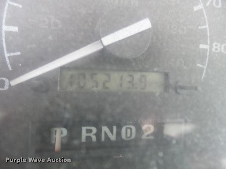 image for item DD2489 1995 Ford F150 pickup truck