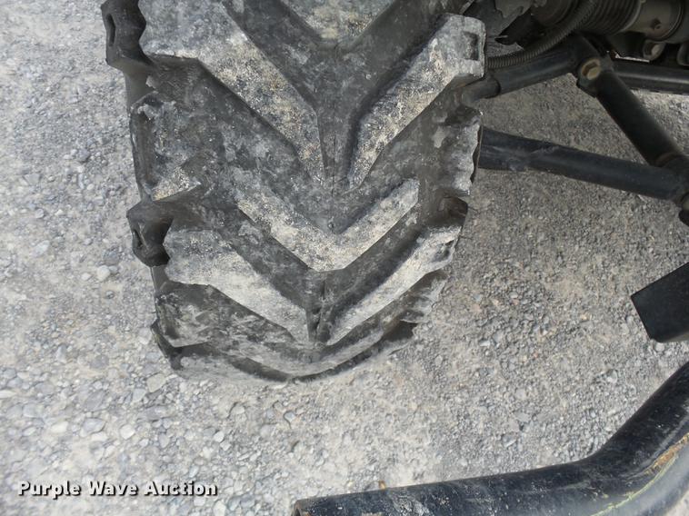 image for item DD2490 2001 Kawasaki 550 utility vehicle