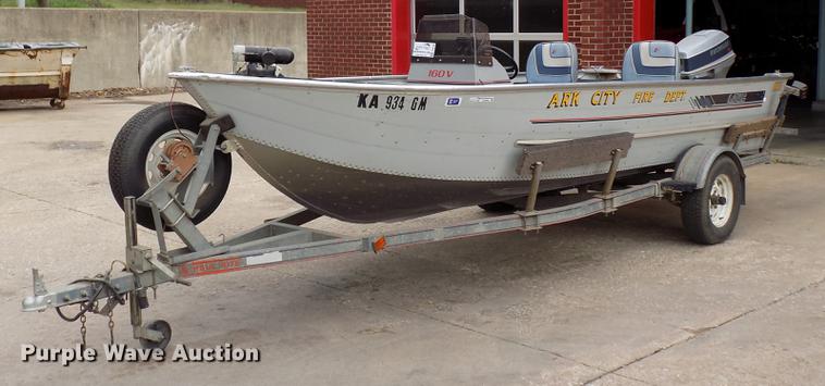 image for item DD3480 Lowe 160V boat and trailer