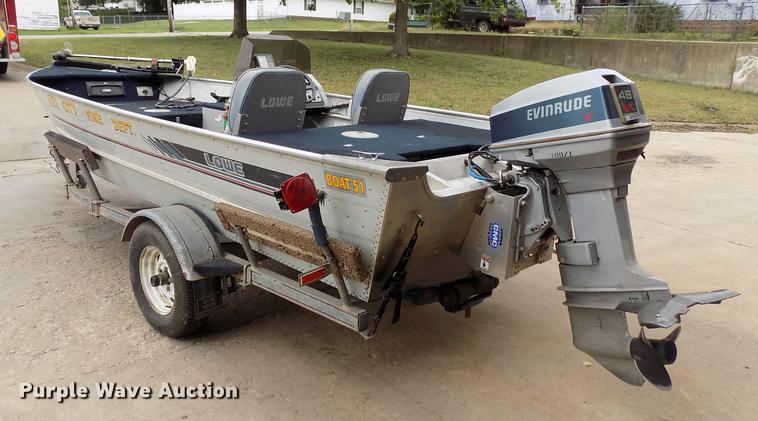 image for item DD3480 Lowe 160V boat and trailer