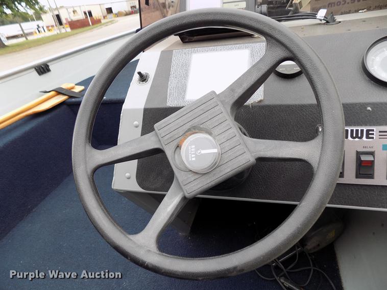 image for item DD3480 Lowe 160V boat and trailer